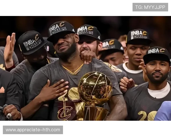 NBA最新动态：詹姆斯迎来生涯新高 勇士队重回总冠军争夺行列