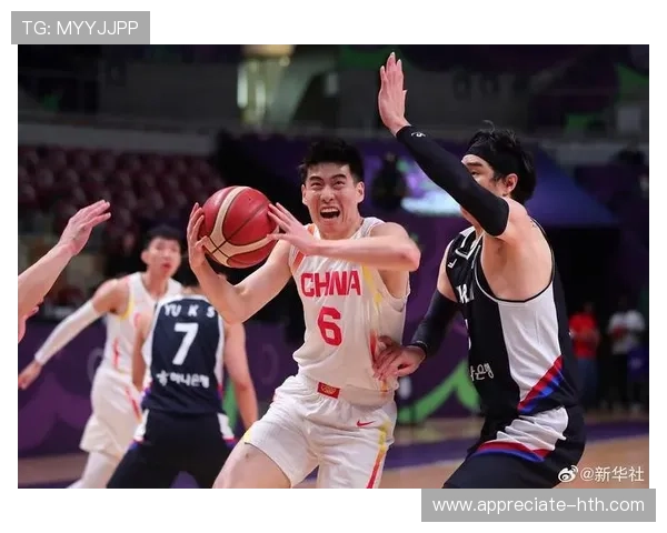 中国男篮全力备战亚洲杯新阵容磨合成效初显冲击冠军目标坚定信心提升 中国男篮全力备战亚洲杯新阵容磨合成效初显冲击冠军目标坚定信心提升