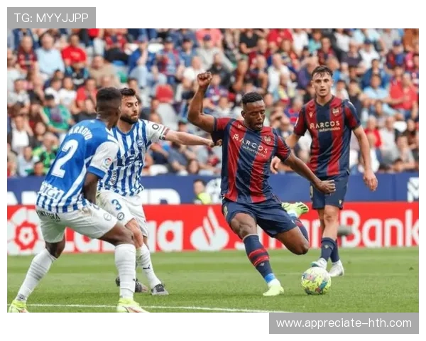 奥萨苏纳俱乐部宣布新赛季阵容调整并签下两名新援