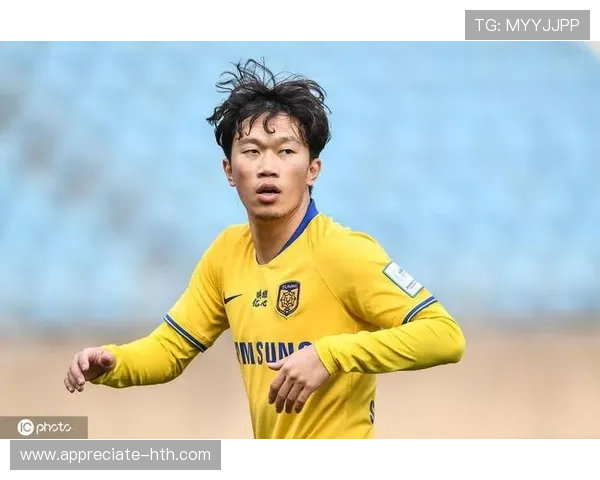 朴茨茅斯俱乐部新赛季引援动向与战术调整引发球迷热议 朴茨茅斯俱乐部新赛季引援动向与战术调整引发球迷热议