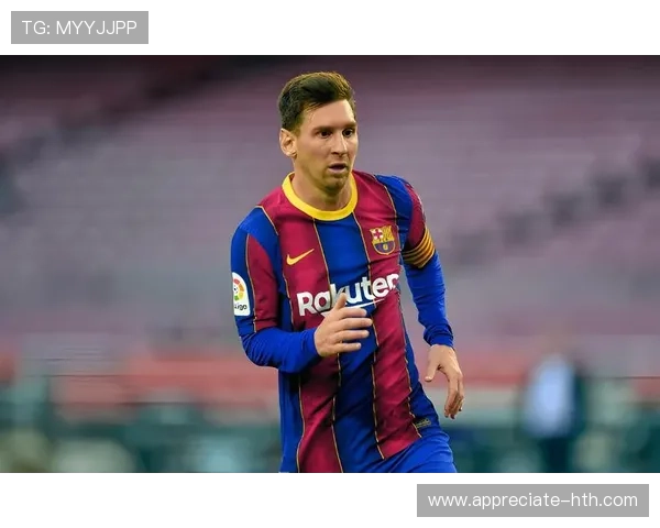 梅西重返巴萨引发热议，世界足坛震动，球迷期待新赛季精彩表现